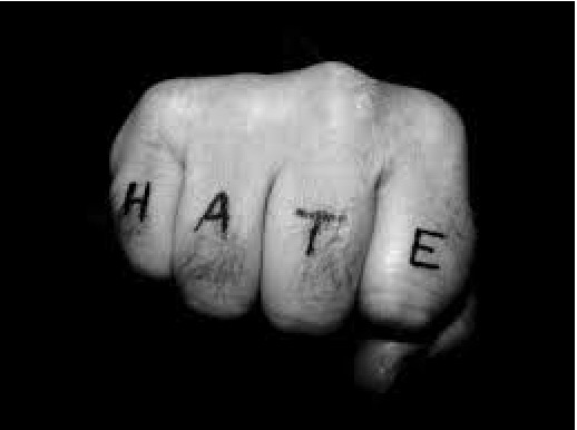 BULLI, BULLI e purtroppo ancora PUPE